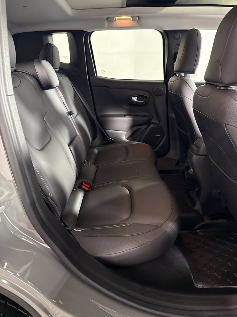 Used 2021 Jeep Renegade Limited w/ Sun & Sound Group AWD/4WD image 18