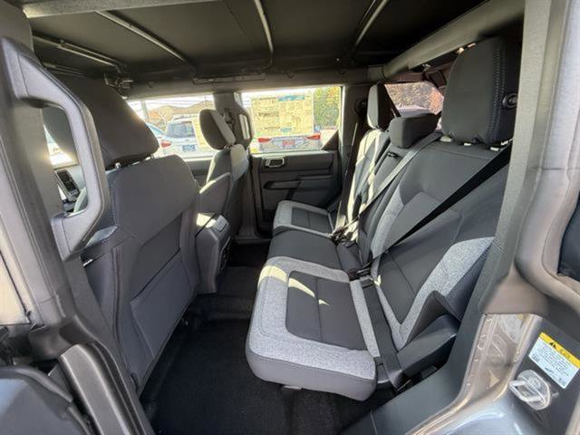 New 2025 Ford Bronco 4-Door image 25