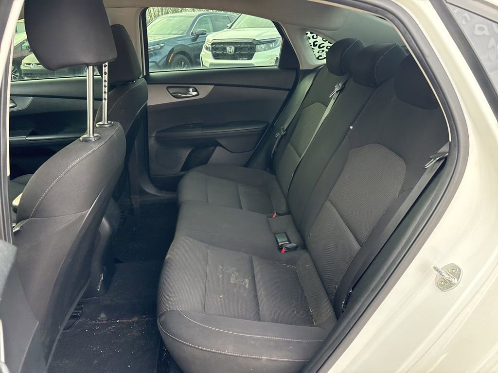 Used 2019 Kia Forte LXS FWD image 11