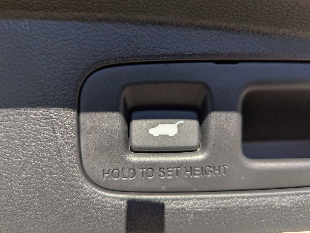 Used 2026 Honda CR-V Sport-L image 9