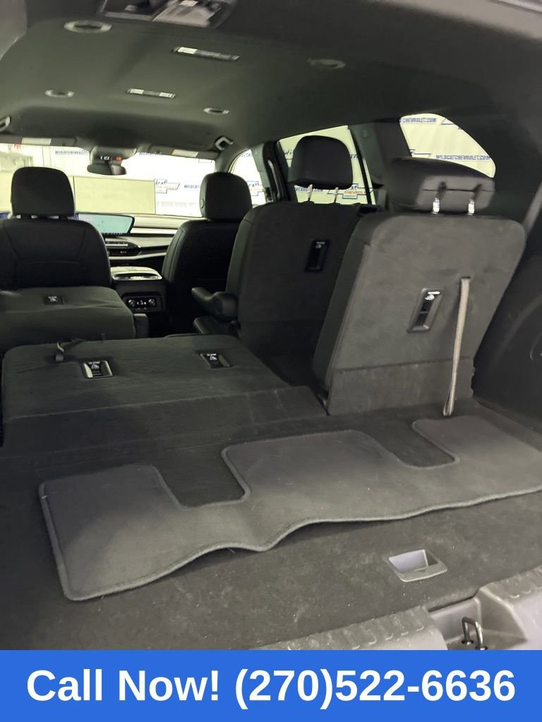 Used 2025 Buick Enclave Preferred image 42