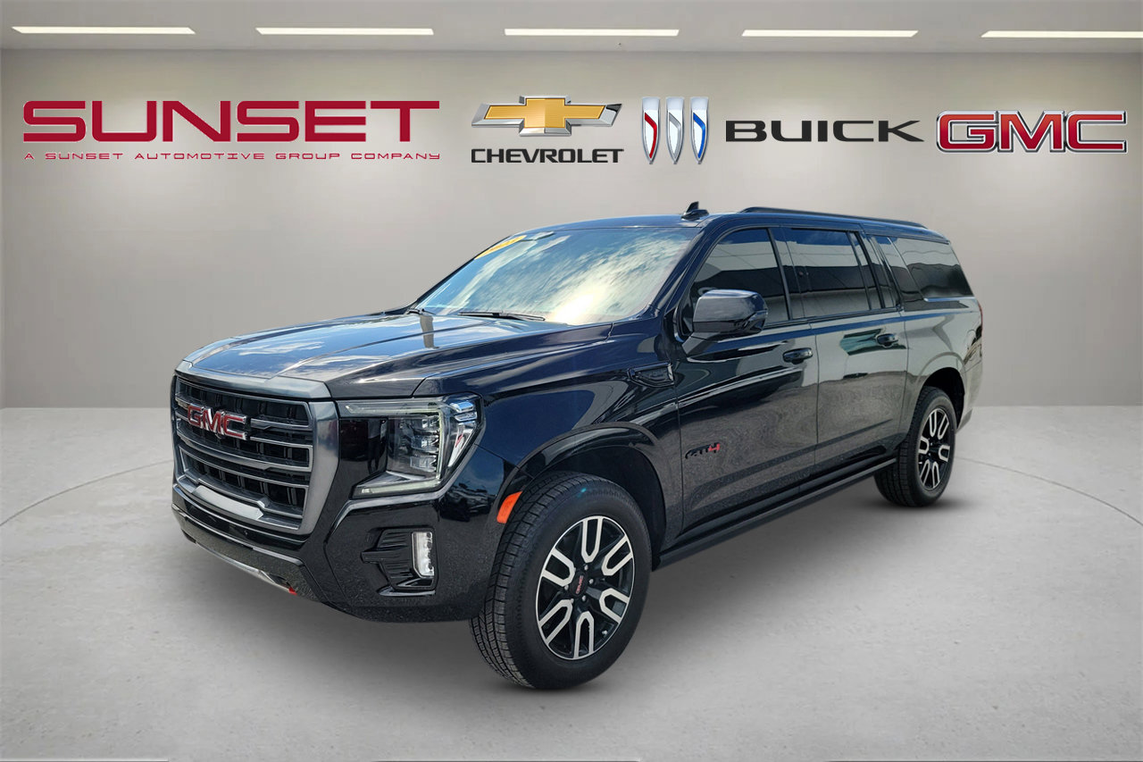 Certified 2023 GMC Yukon XL AT4 w/ AT4 Premium Plus Package AWD/4WD image 8