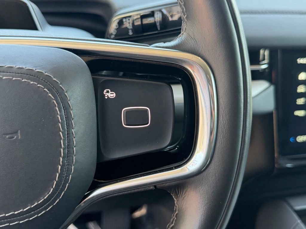 Used 2025 Lincoln Navigator Reserve AWD/4WD image 24