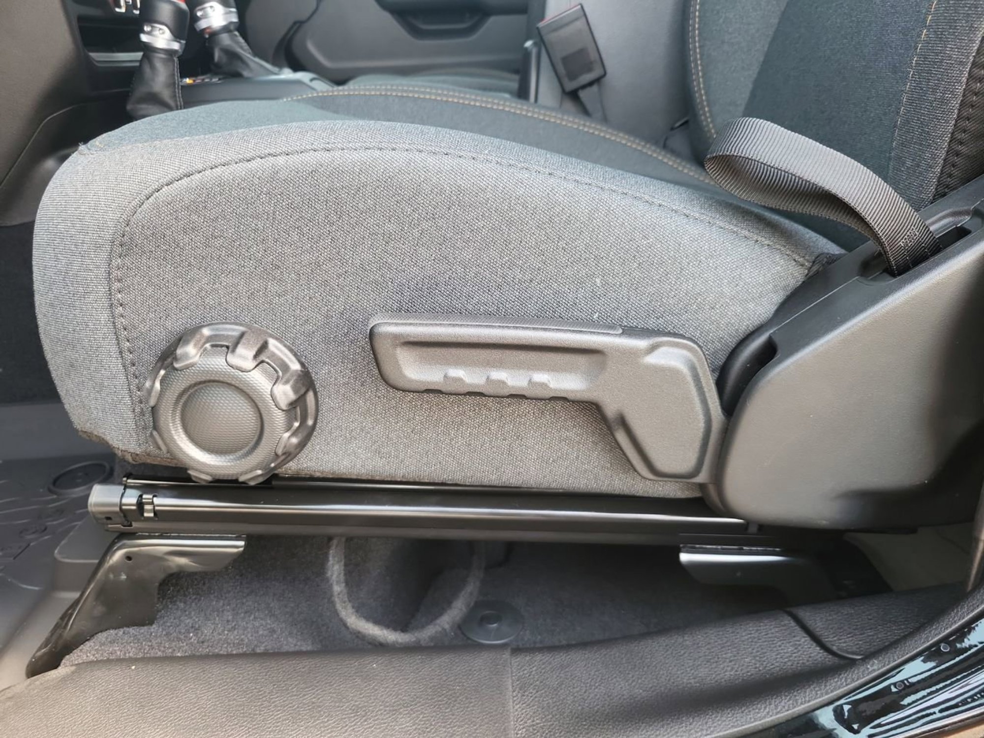 New 2025 Jeep Wrangler Sport S image 13