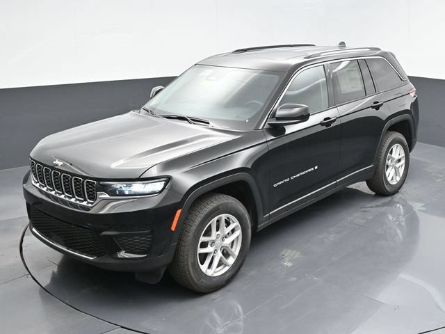 Used 2024 Jeep Grand Cherokee Laredo X AWD/4WD image 33