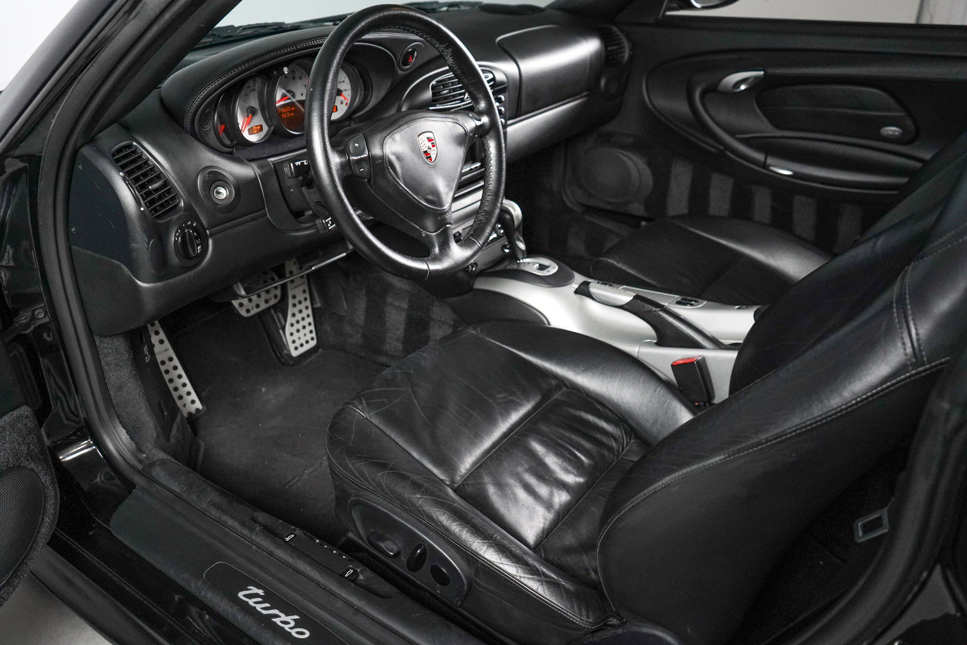 Used 2001 Porsche 911 Turbo AWD/4WD image 45