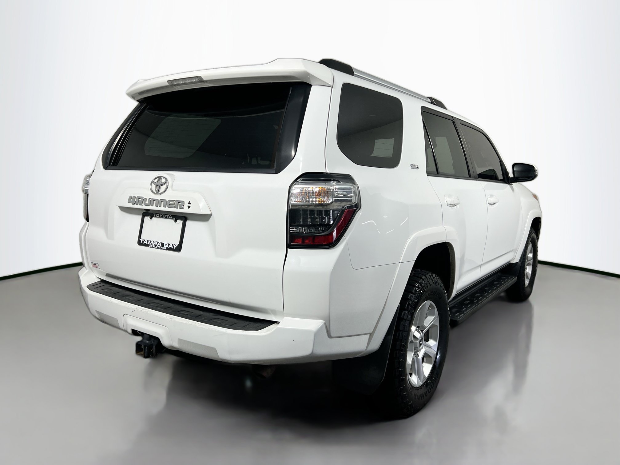 Used 2021 Toyota 4Runner SR5 Premium AWD/4WD image 4