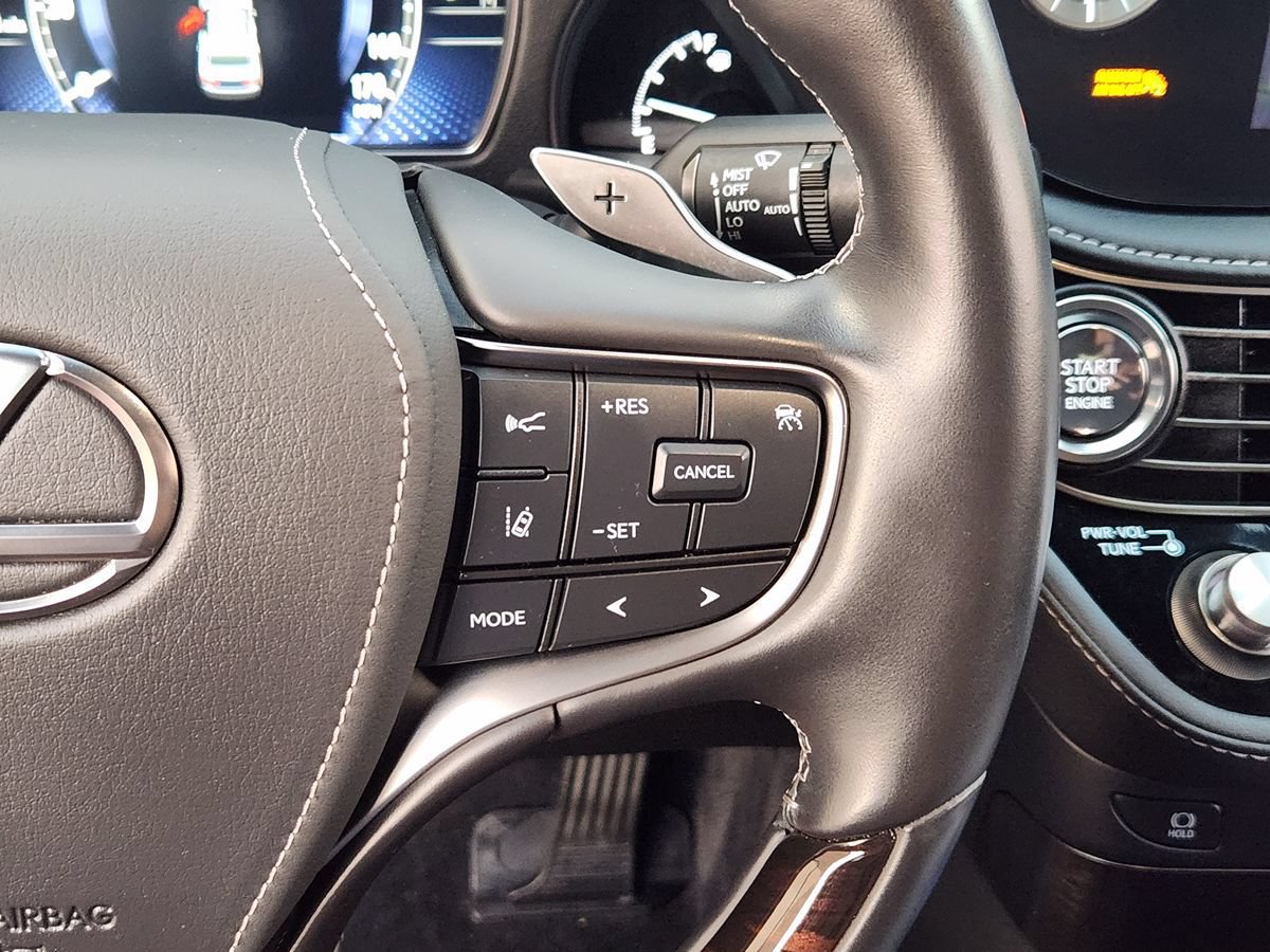 Used 2022 Lexus LS 500 w/ Interior Upgrade Package RWD image 49