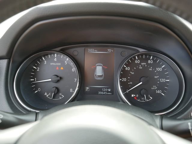 Used 2017 Nissan Rogue SV image 27