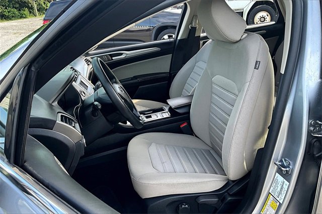 Used 2020 Ford Fusion S image 27