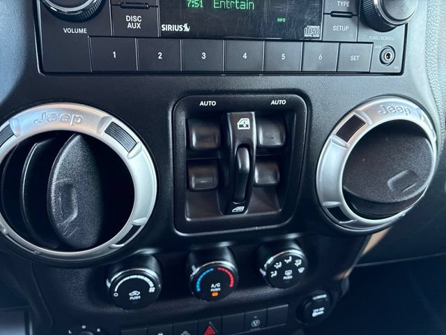 Used 2018 Jeep Wrangler Unlimited Rubicon AWD/4WD image 33