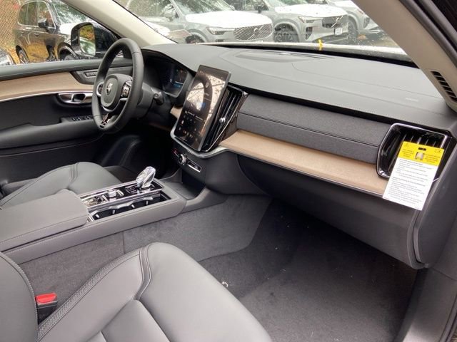 New 2026 Volvo XC90 B6 Plus image 19