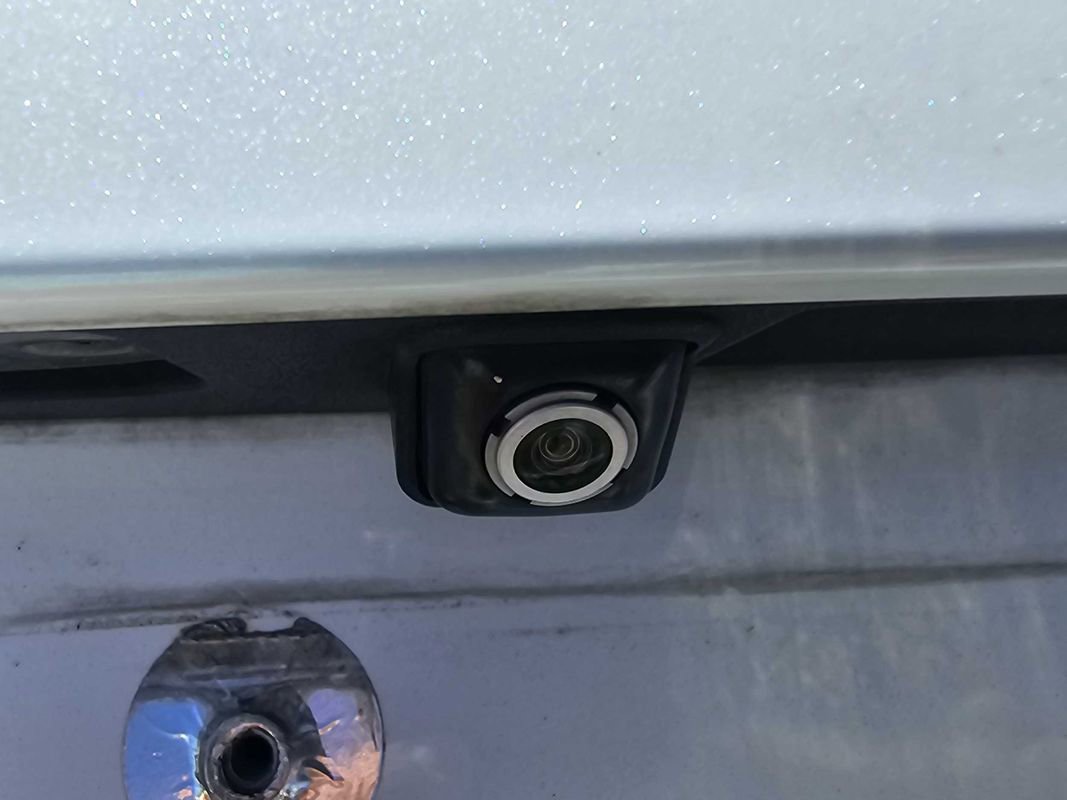 Used 2019 Kia Sorento LX image 16