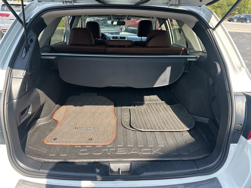 Used 2018 Subaru Outback 3.6R Touring image 33