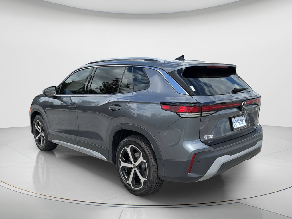 New 2026 Volkswagen Tiguan SE FWD image 7