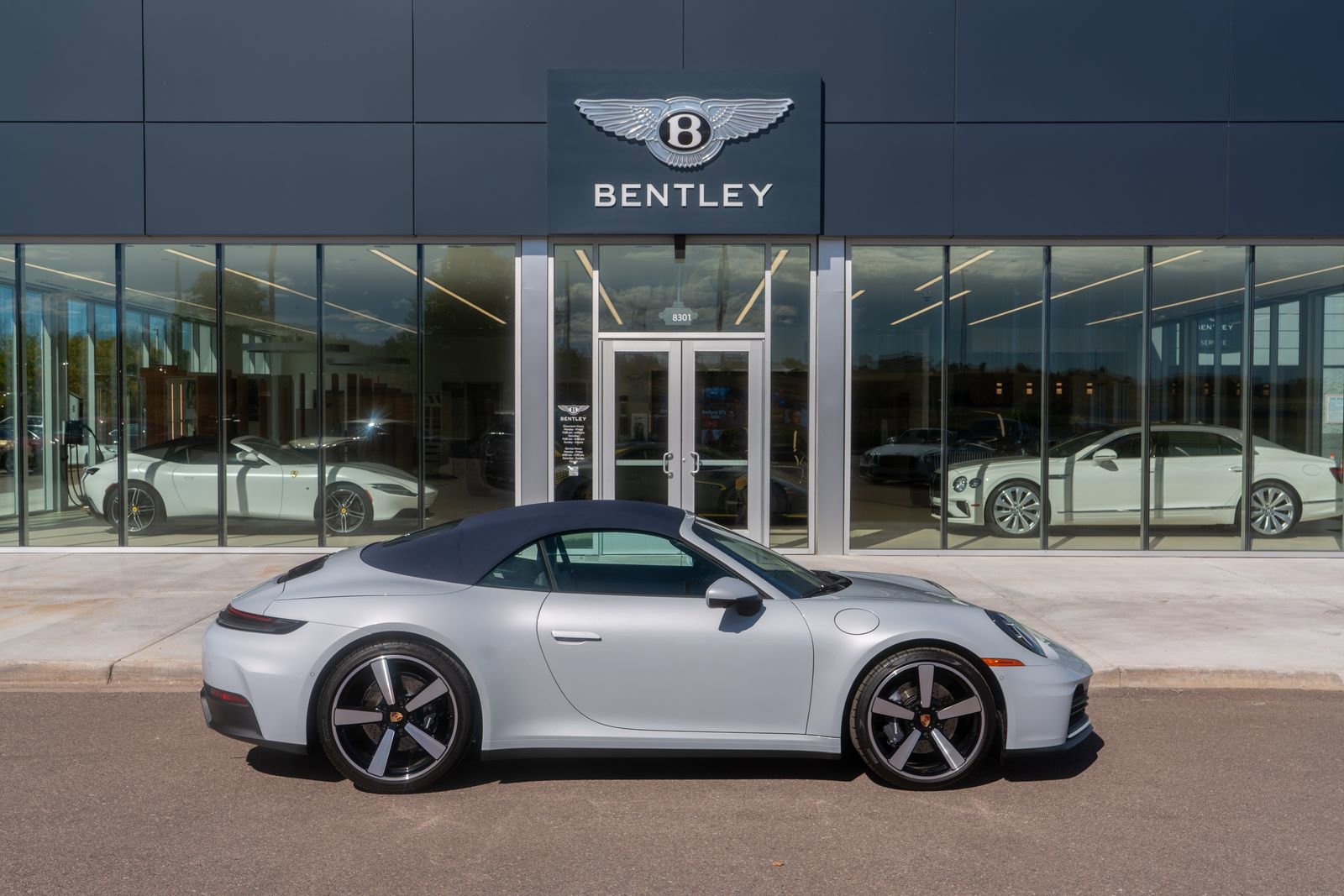 Used 2025 Porsche 911 Carrera image 20