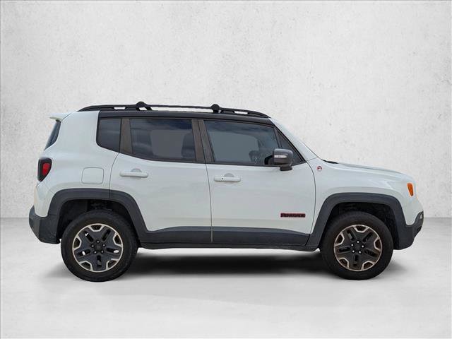 Used 2017 Jeep Renegade Trailhawk image 4