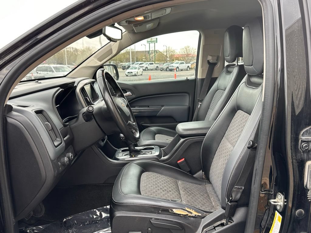 Used 2015 Chevrolet Colorado Z71 AWD/4WD image 14