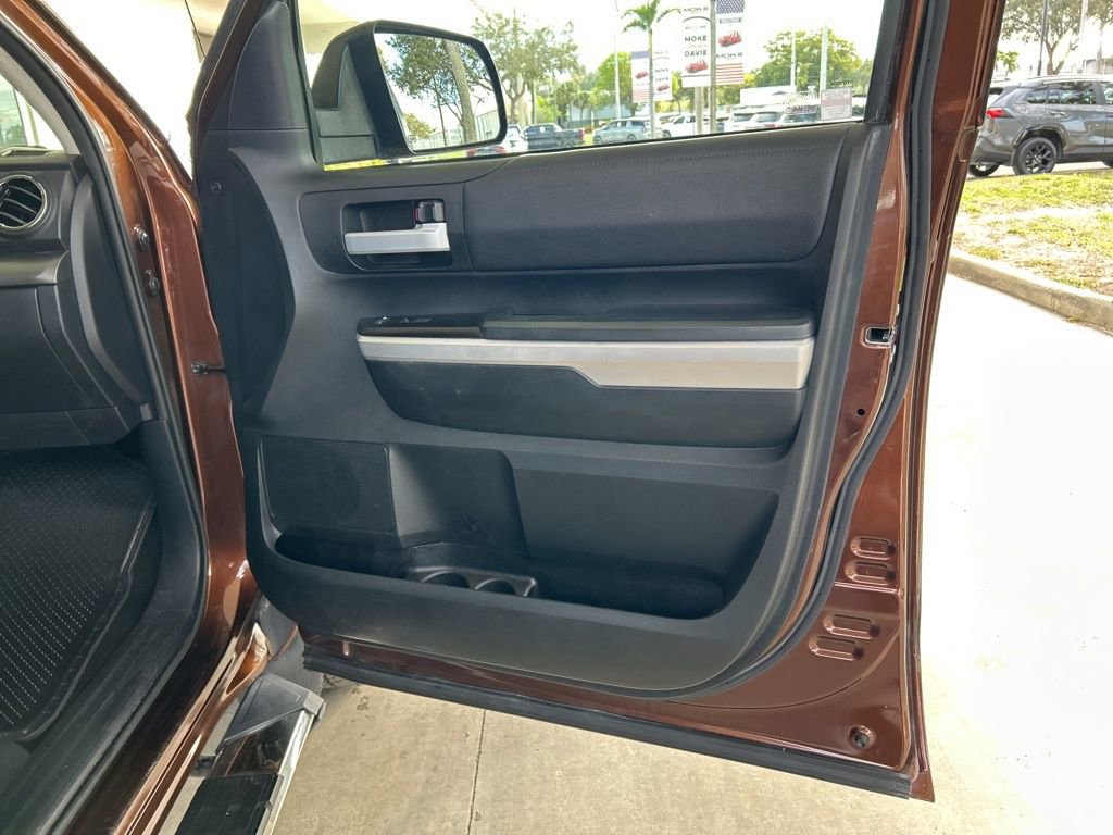 Used 2017 Toyota Tundra SR5 image 25