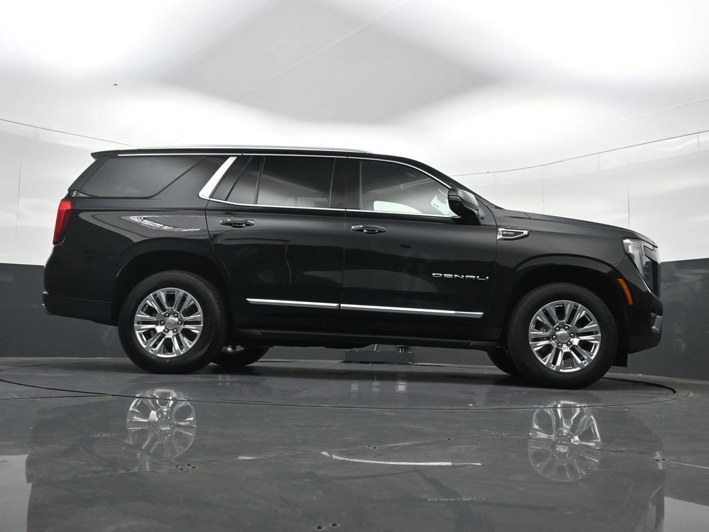 Used 2025 GMC Yukon Denali AWD/4WD image 36