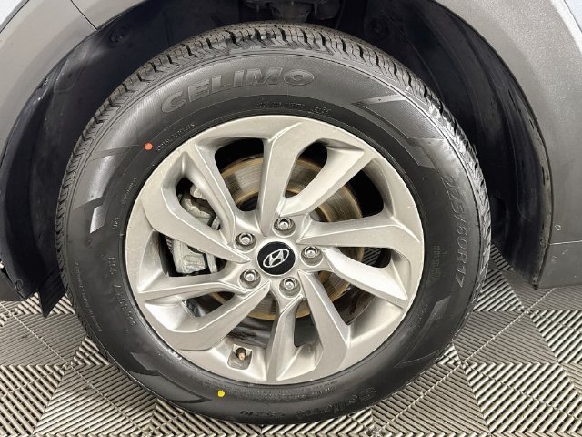 Used 2017 Hyundai Tucson SE w/ SE Popular Package 02 FWD image 38
