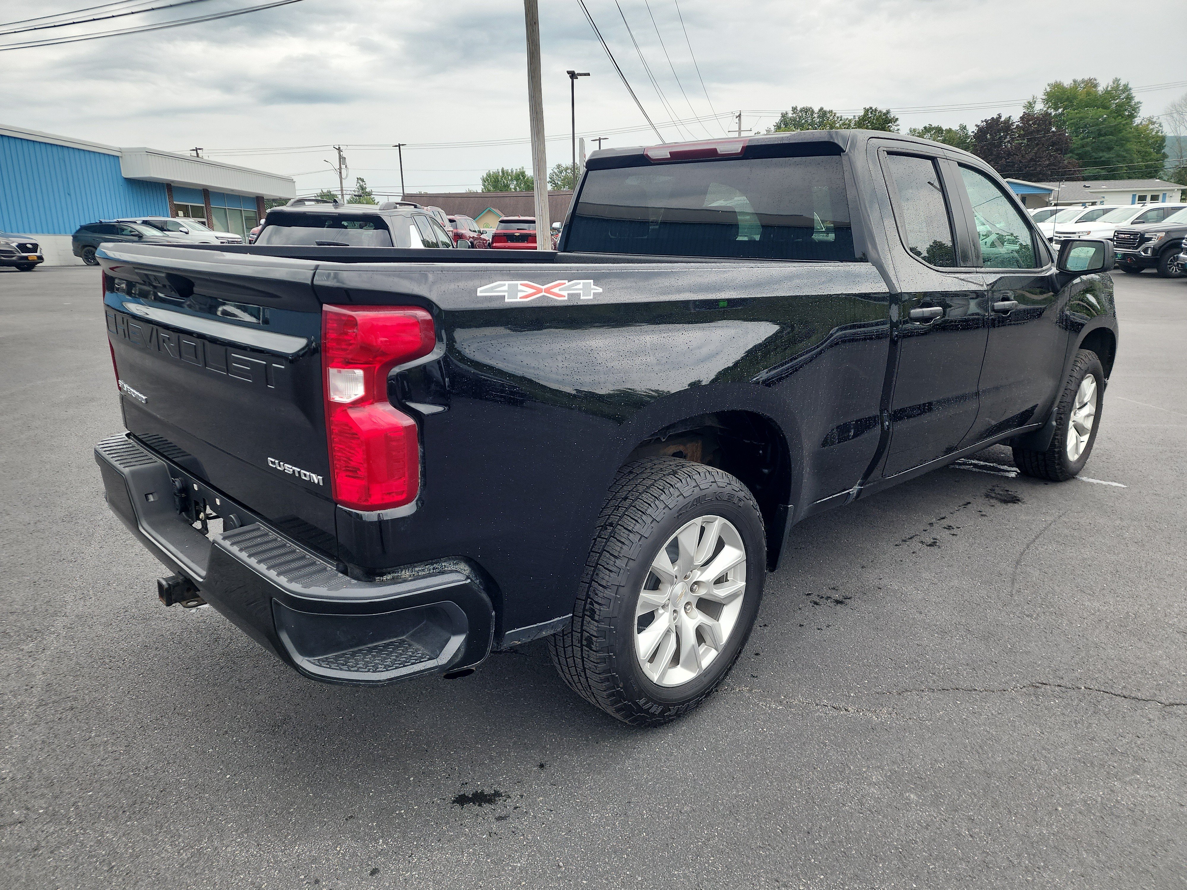 Certified 2023 Chevrolet Silverado 1500 Custom AWD/4WD image 8