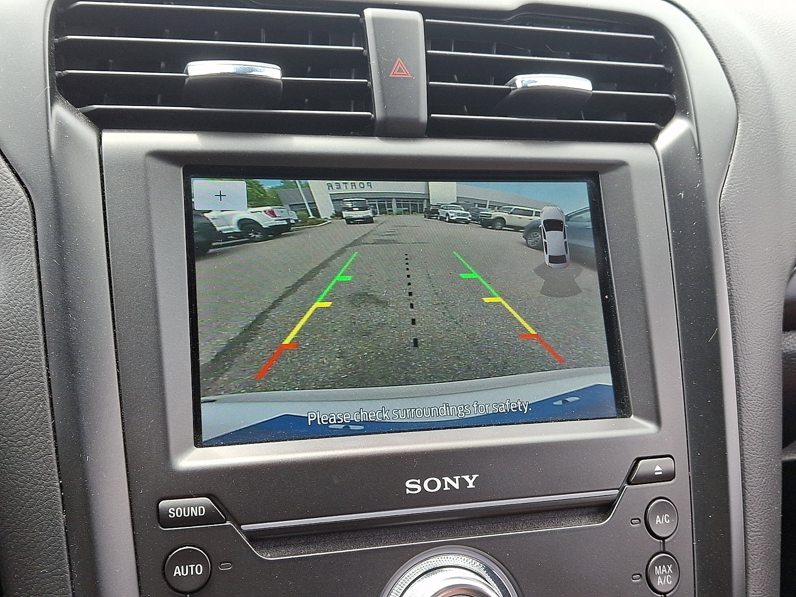 Used 2019 Ford Fusion Energi Titanium FWD image 25