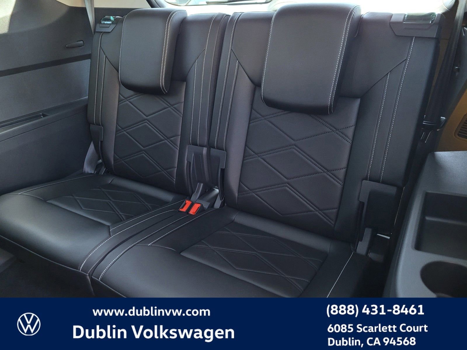 New 2024 Volkswagen Atlas SE image 12