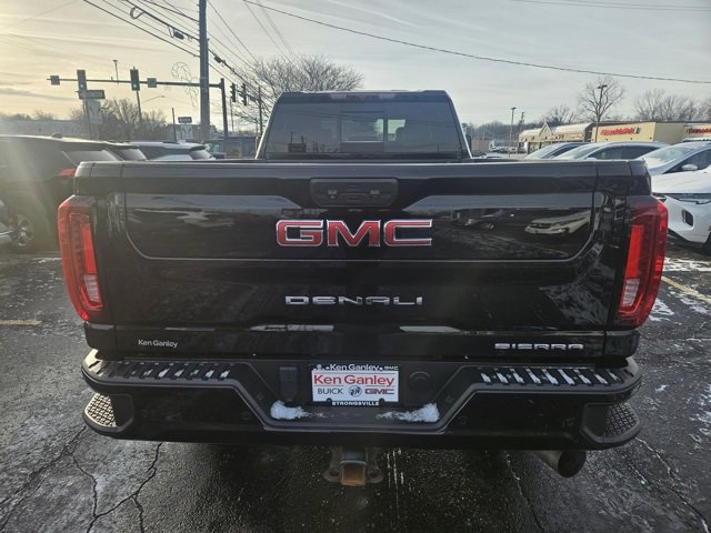 Used 2022 GMC Sierra 3500 Denali image 5