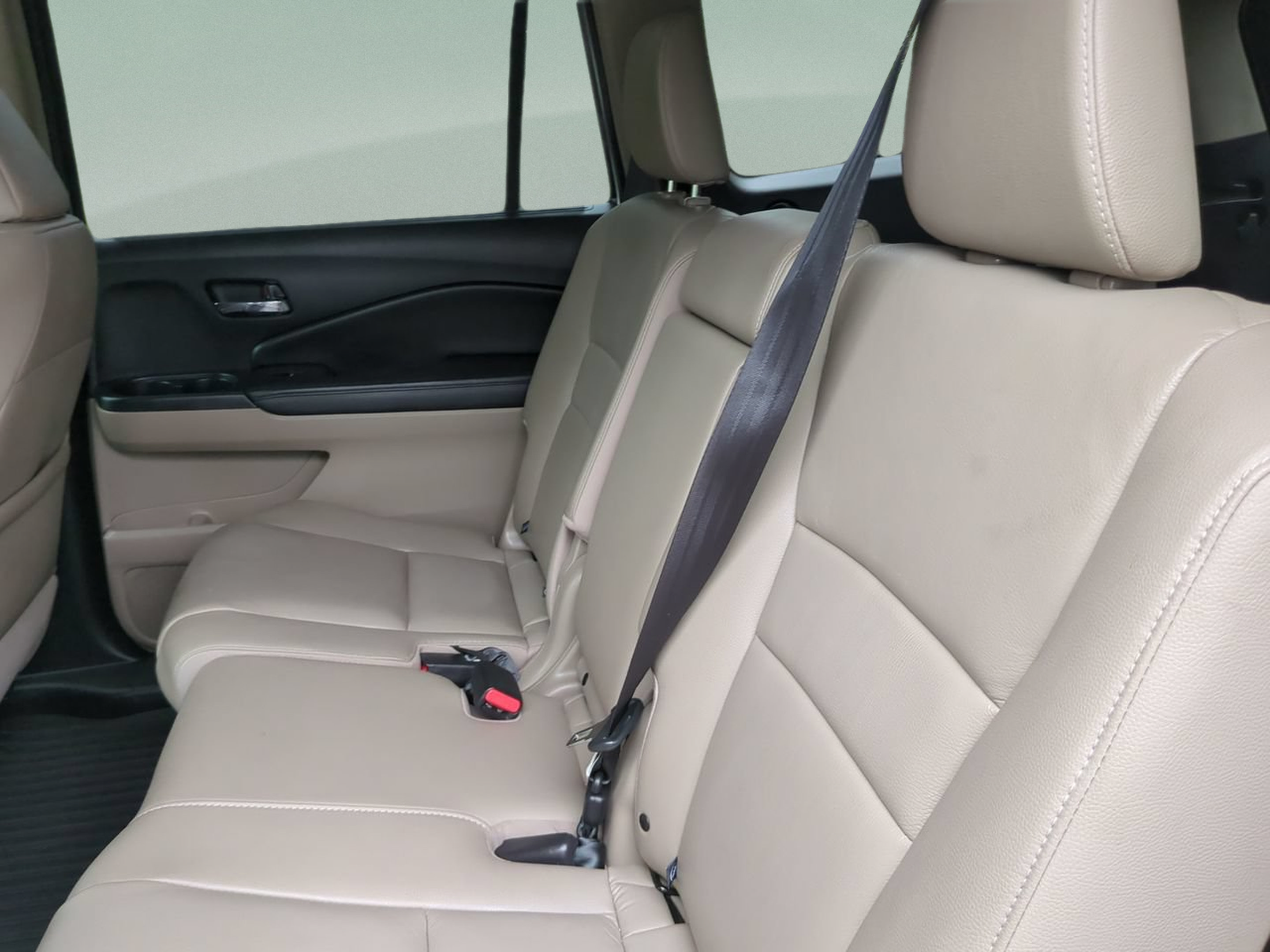 Used 2017 Honda Pilot Touring image 18
