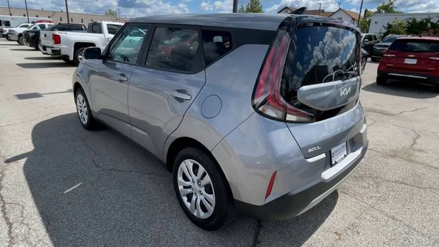 Used 2023 Kia Soul LX FWD image 8