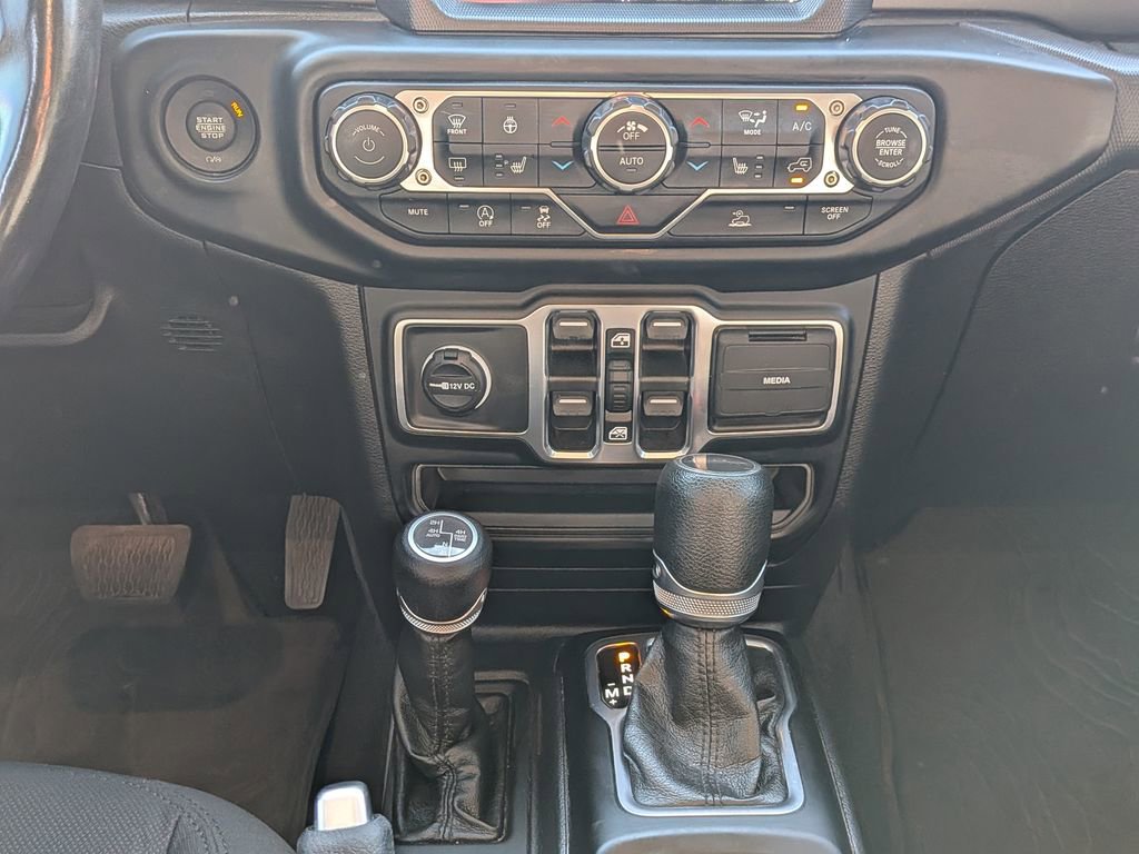 Used 2023 Jeep Gladiator Willys image 16