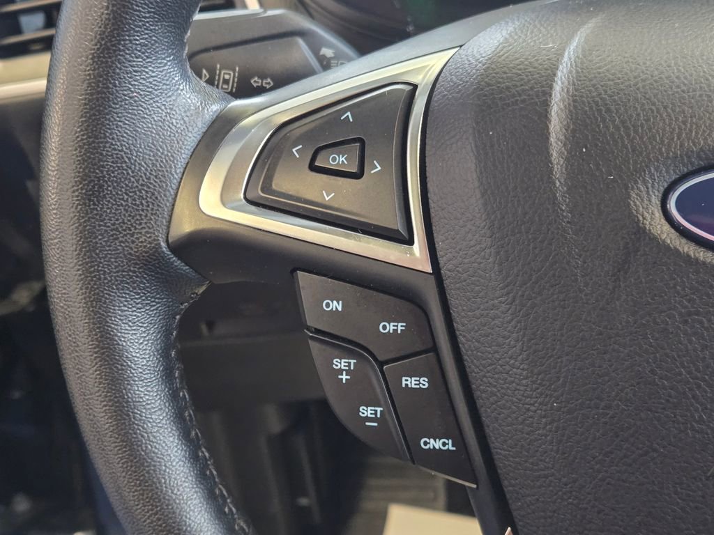 Used 2022 Ford Edge SEL w/ Convenience Package image 17