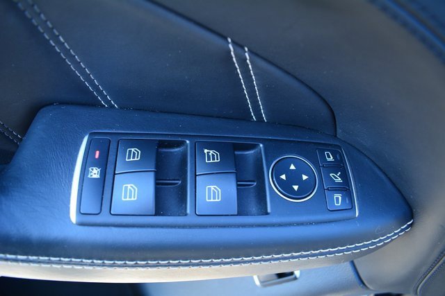 Used 2015 Mercedes-Benz ML 63 AMG 4MATIC image 17