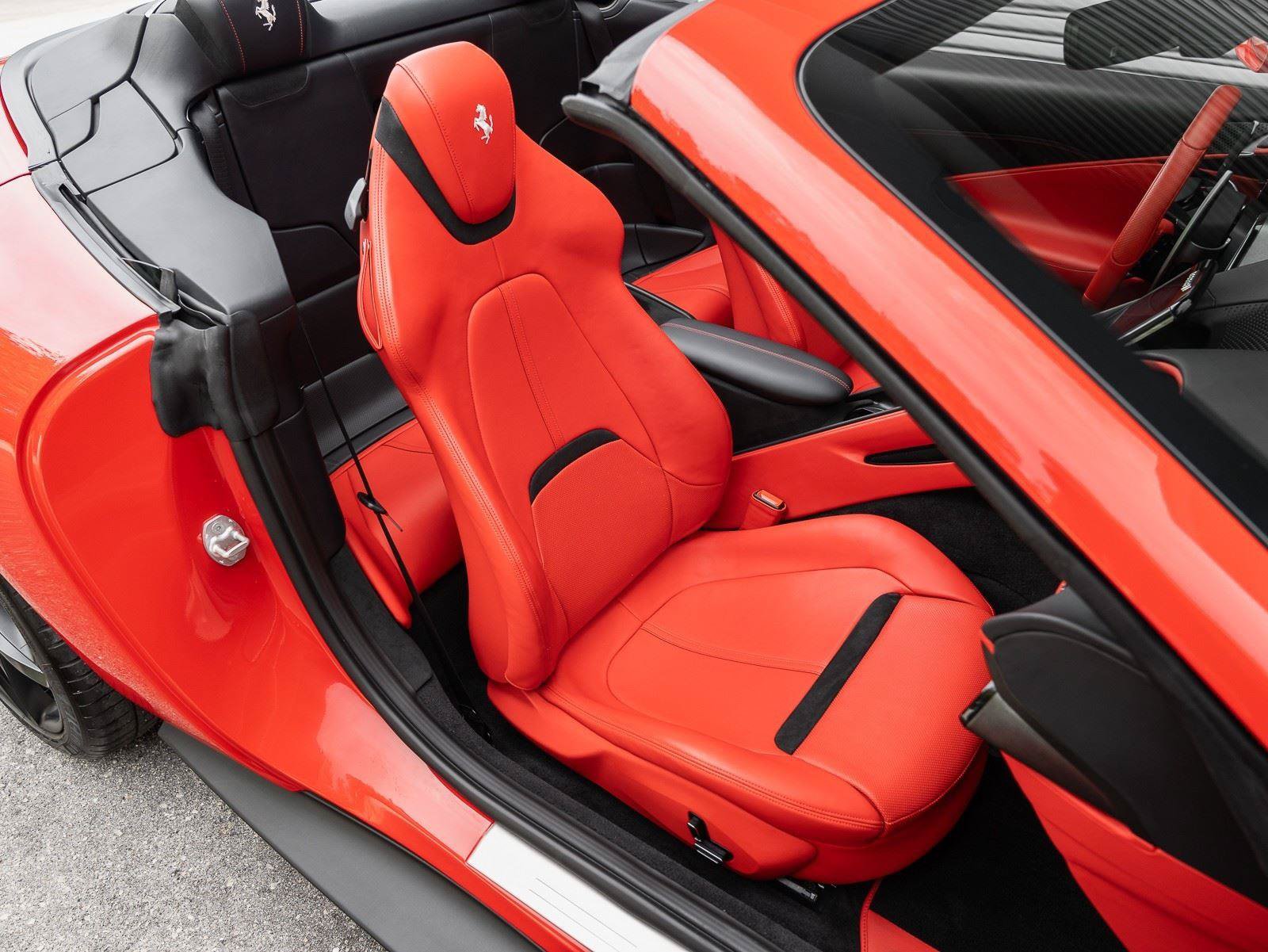 Used 2024 Ferrari Roma Spider RWD image 4