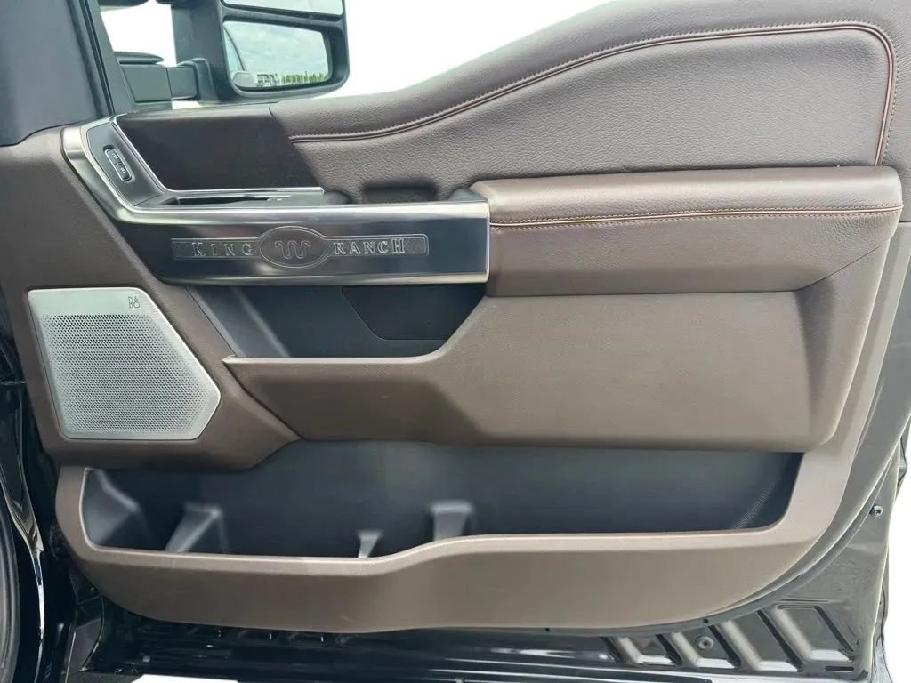 Used 2024 Ford F250 King Ranch w/ Chrome Package AWD/4WD image 15