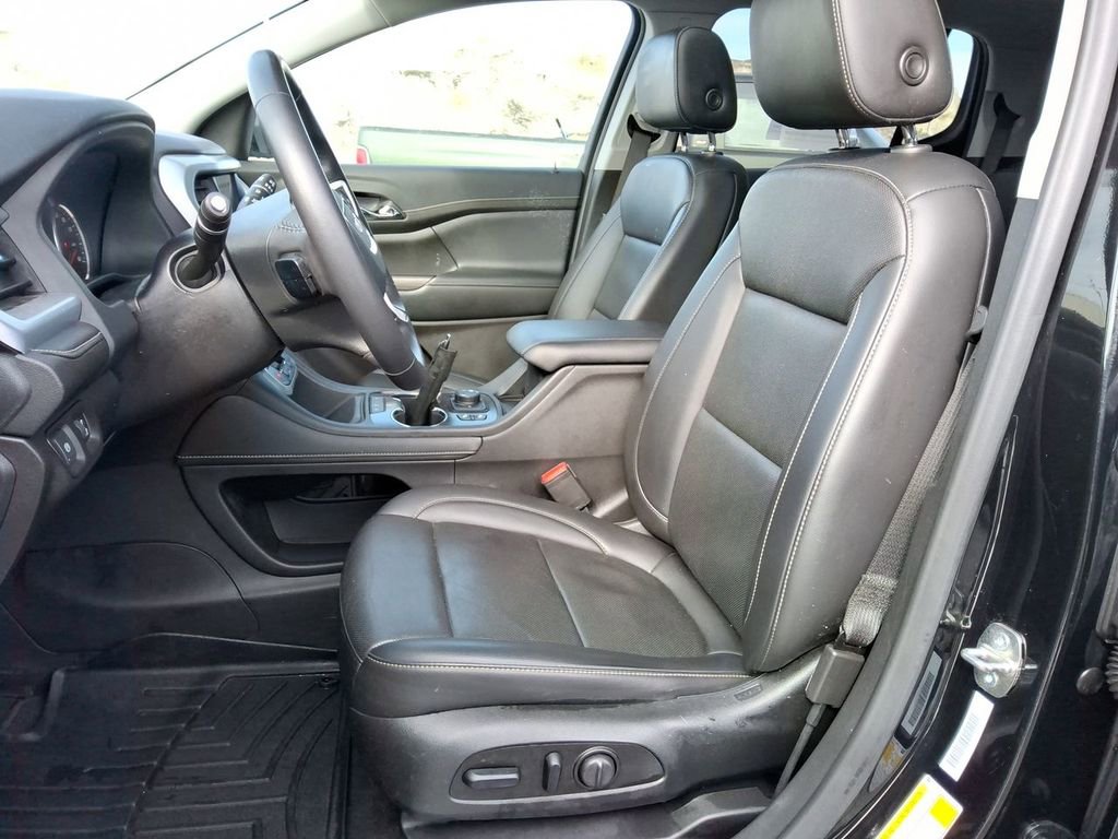 Used 2021 GMC Acadia SLT w/ LPO, Bright Accent Package image 12