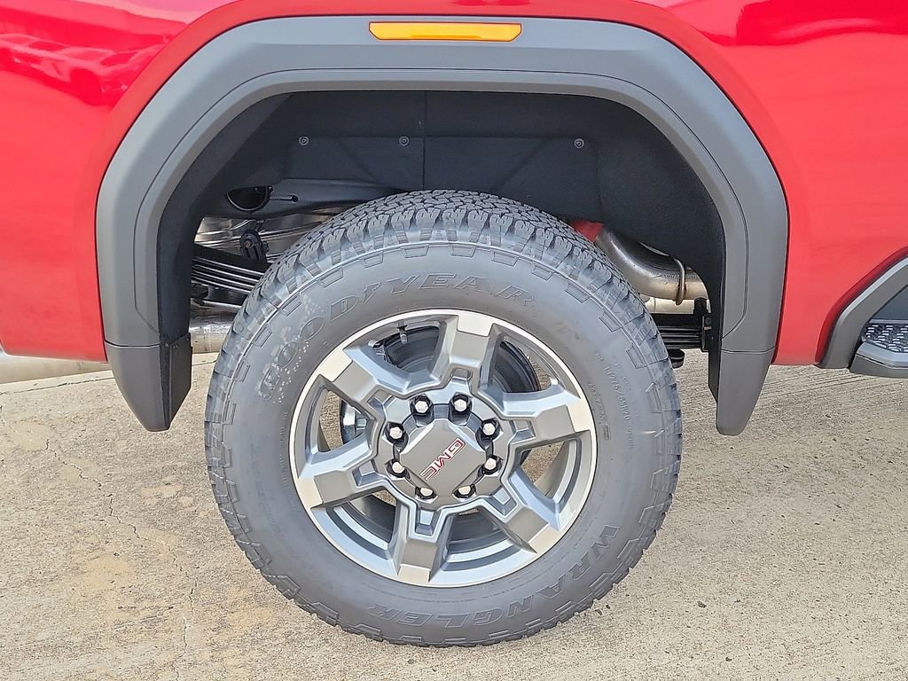 New 2026 GMC Sierra 2500 SLT w/ SLT Premium Package image 8