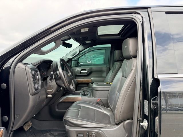 Certified 2019 Chevrolet Silverado 1500 High Country w/ Technology Package AWD/4WD image 6