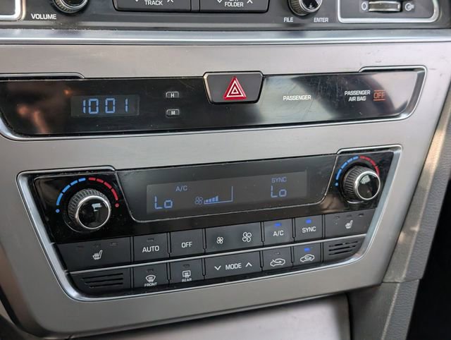 Used 2015 Hyundai Sonata Sport w/ Option Group 03 image 19