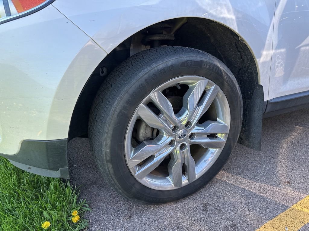 Used 2013 Ford Edge Limited AWD/4WD image 16