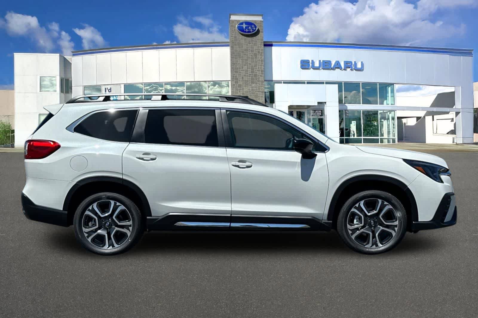 New 2026 Subaru Ascent Limited AWD/4WD image 6