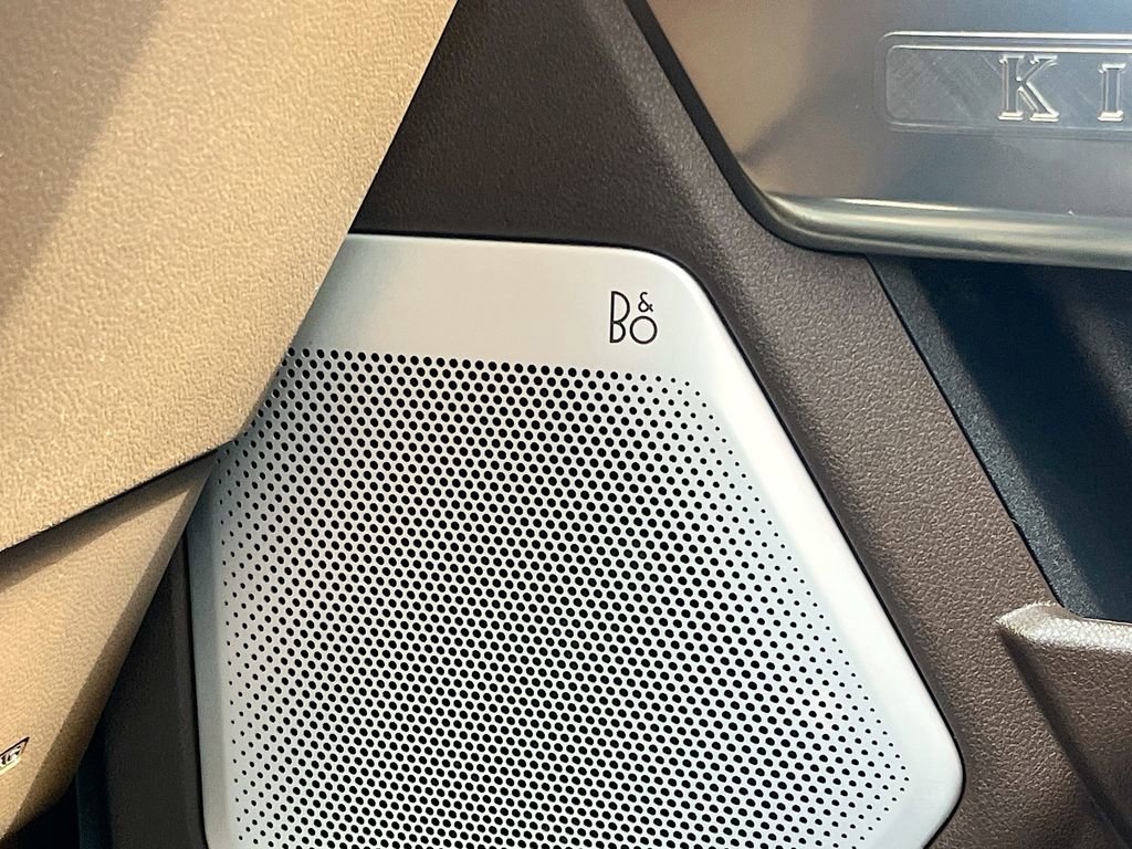 Used 2025 Ford F150 King Ranch w/ FX4 Off-Road Package image 19