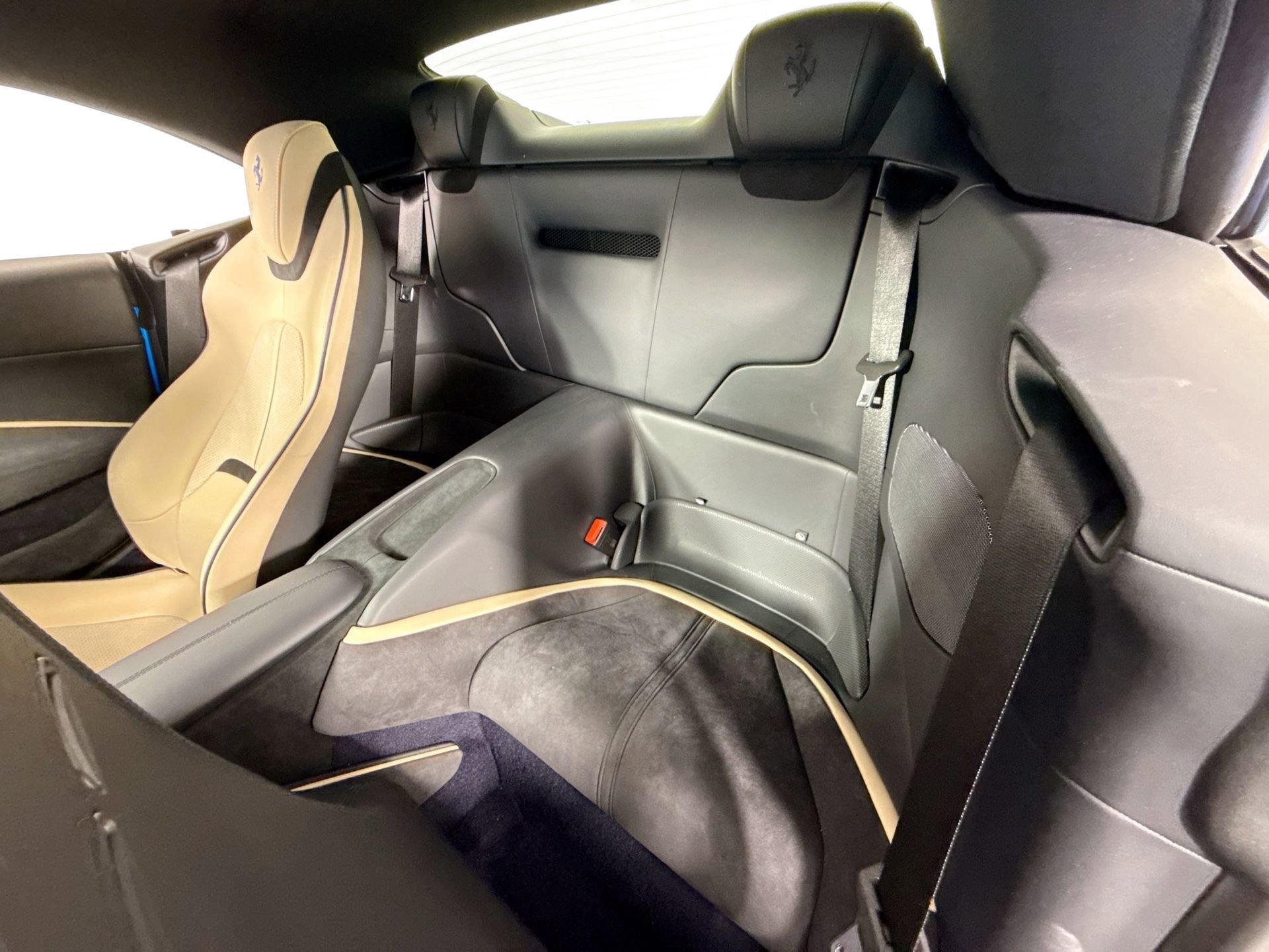 Certified 2025 Ferrari Roma Spider image 19