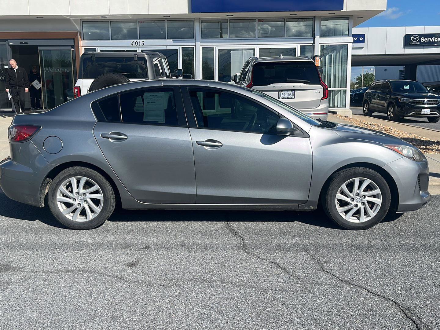 Used 2012 MAZDA MAZDA3 i Sport FWD image 3
