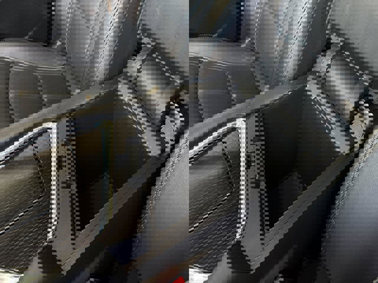 Used 2021 Buick Enclave Avenir w/ Avenir Technology Package image 29