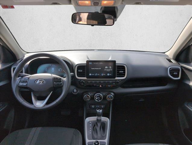 Certified 2024 Hyundai Venue SEL FWD image 20