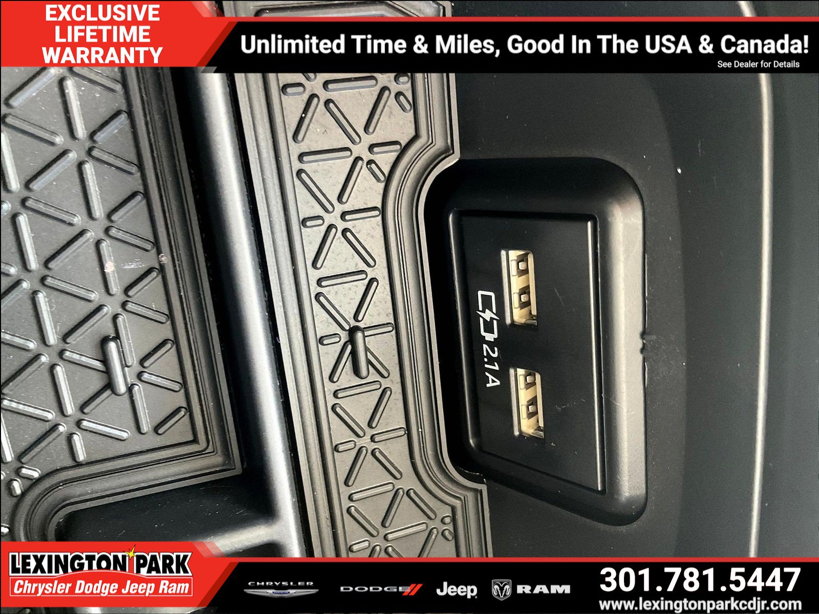 Used 2021 Toyota RAV4 XLE w/ Convenience Package AWD/4WD image 15