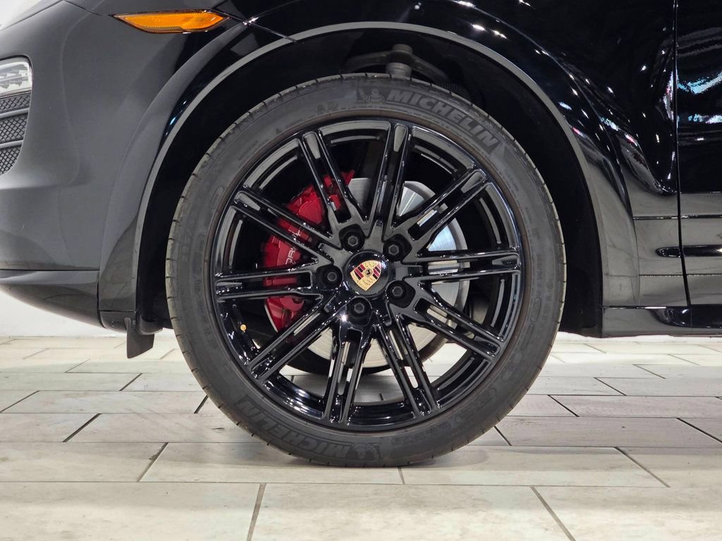 Used 2014 Porsche Cayenne 2014 PORSCHE CAYENNE SPORT DES image 26