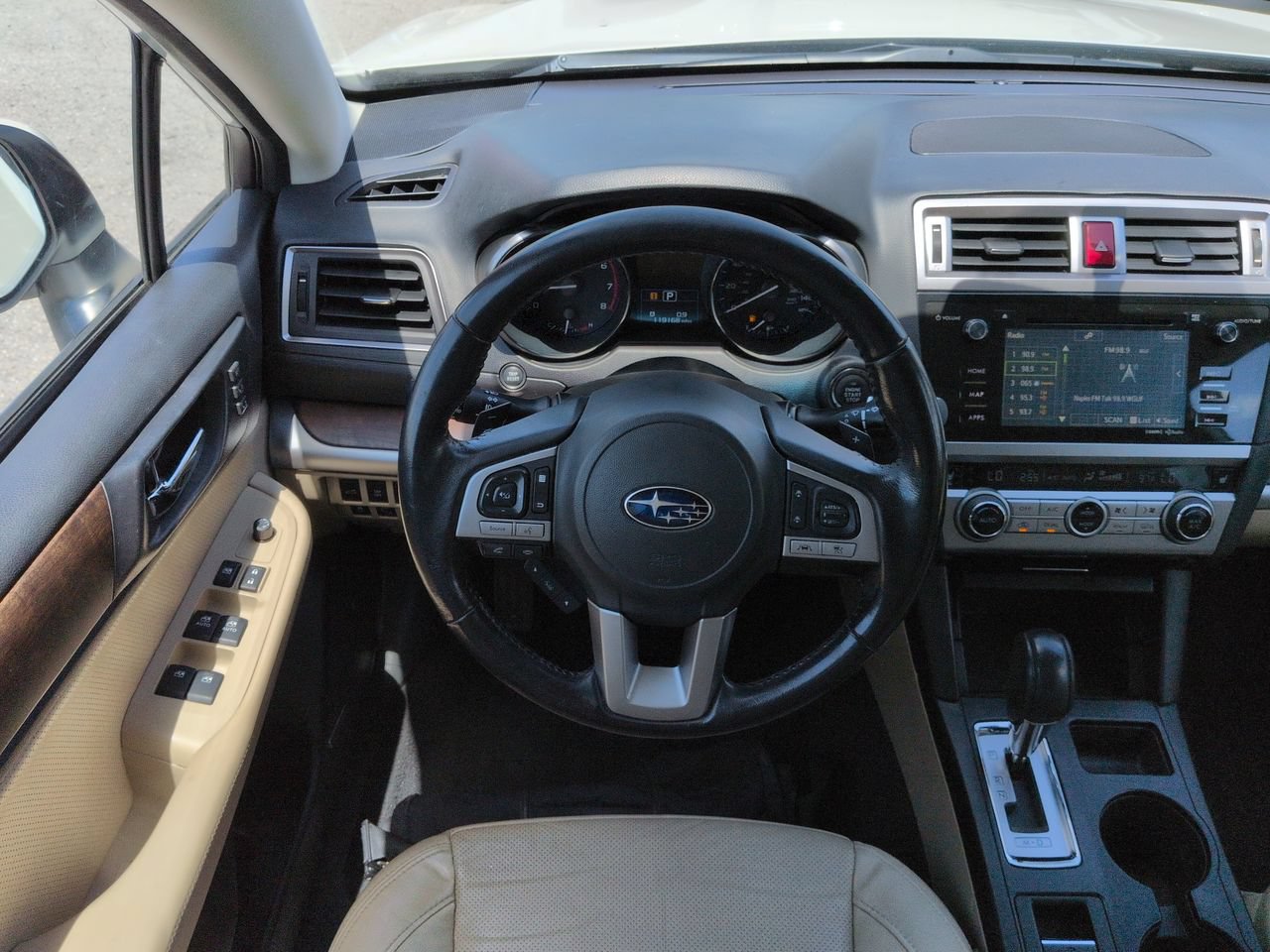 Used 2016 Subaru Outback 2.5i Limited AWD/4WD image 16